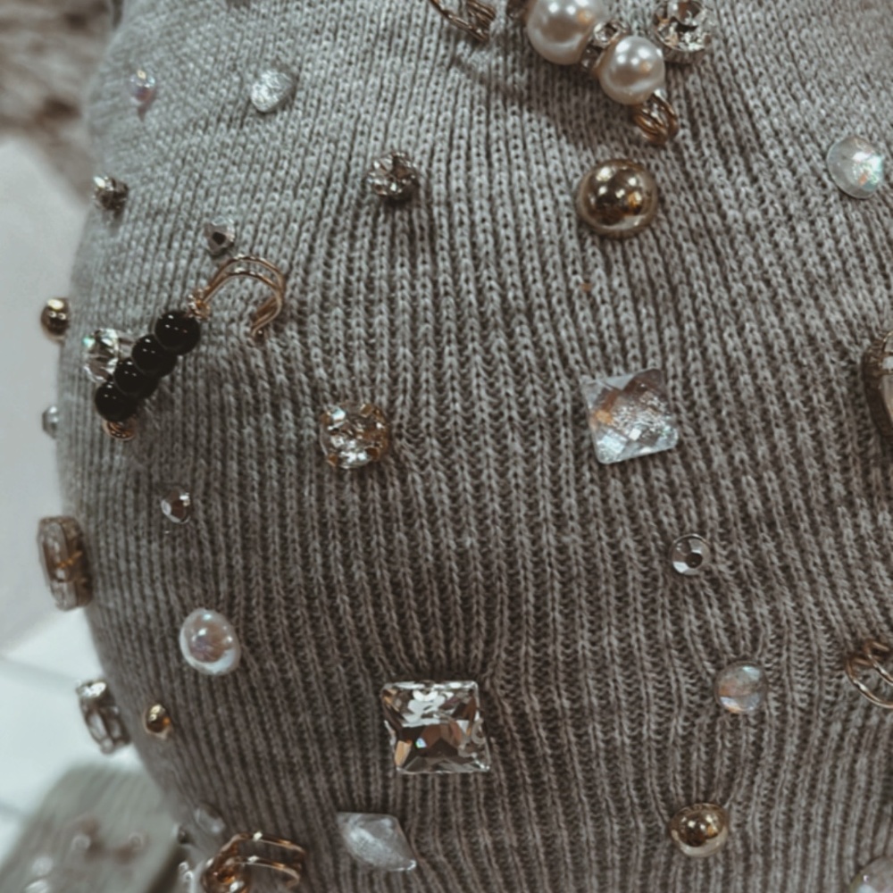 Gray TEEN OR WOMENS BLING BEANIE HAT WITH MATCHING SOCKS